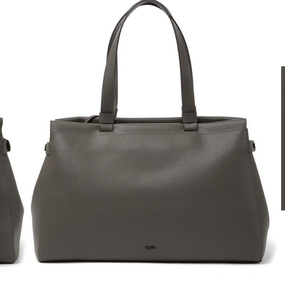 Tumi Tote NWOT - Picture 1 of 16